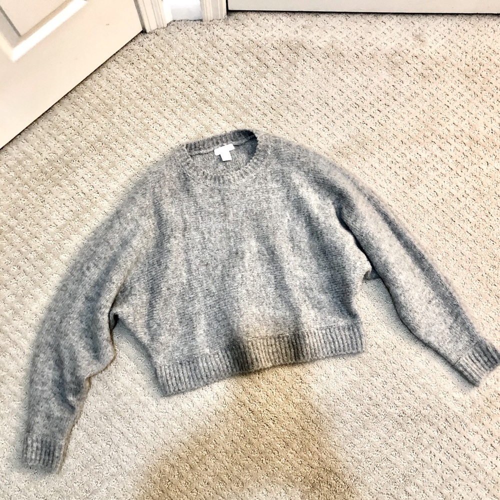 H&M bubble sleeve gray sweater small